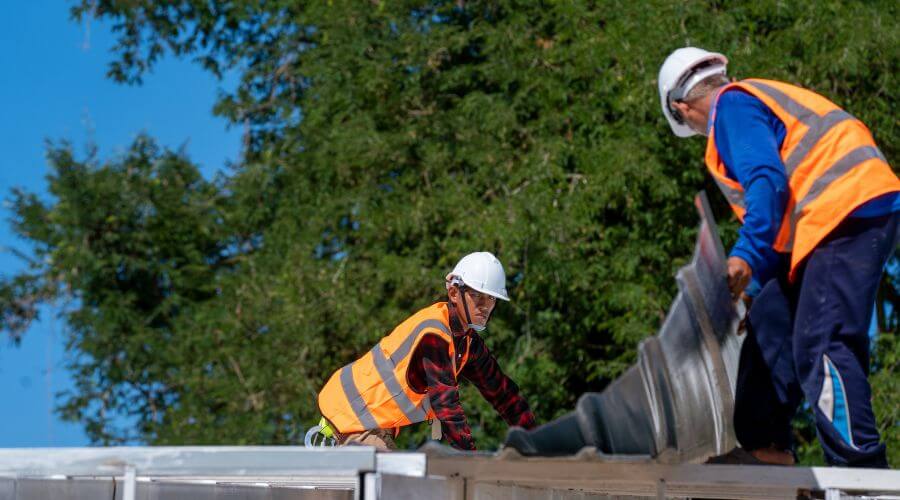 Expert top industrial roofings services in Vesuvius, VA